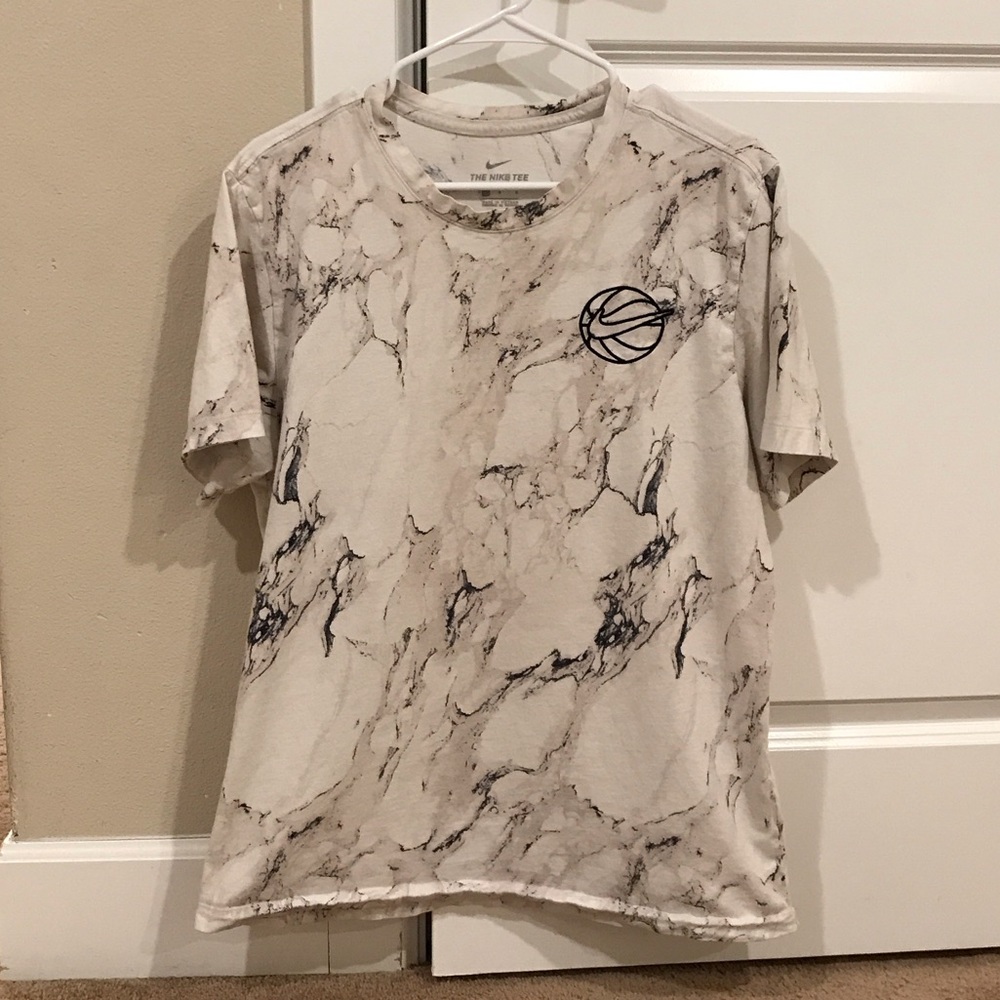 Nike basketball tee